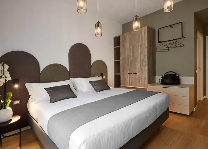 Casa Flora 3*