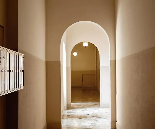 Casa Flora 3* Verona